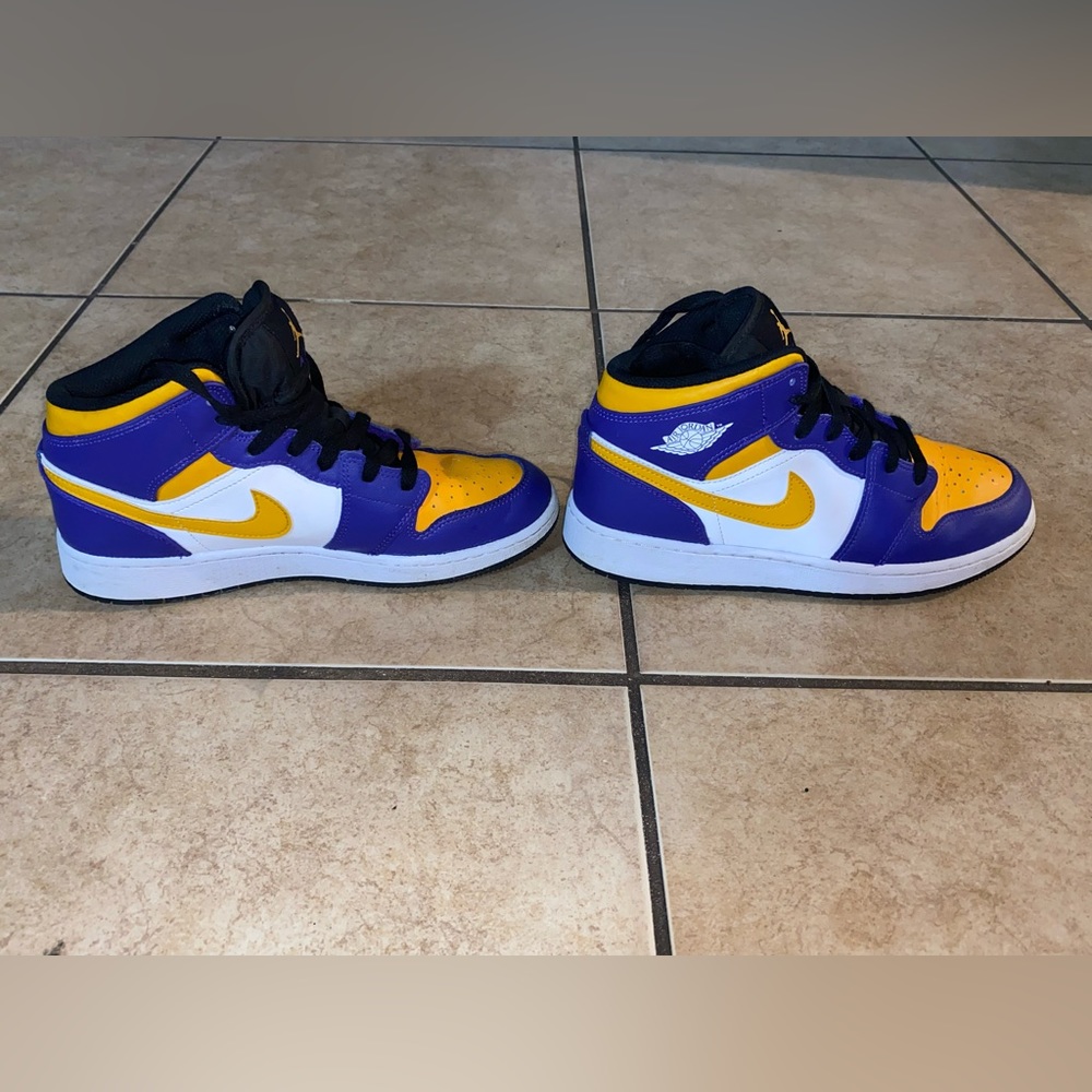 Air Jordan - Picture 6 of 7